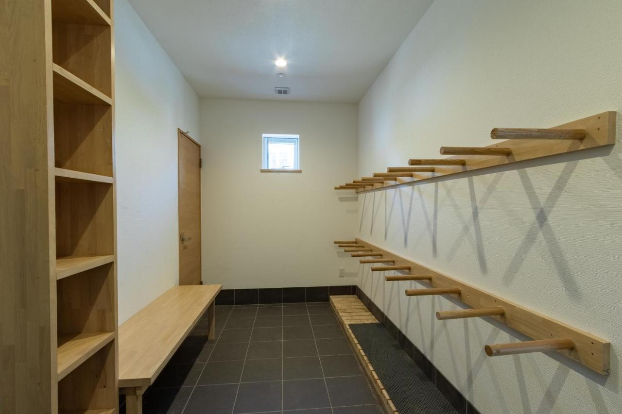 Вілла Owl House Niseko Куття Екстер'єр фото